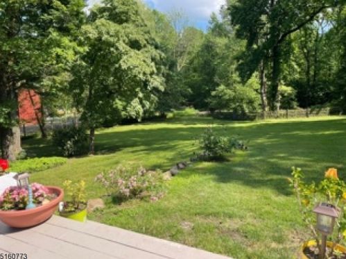 44 Ferguson Rd, Warren NJ  07059-6908 exterior