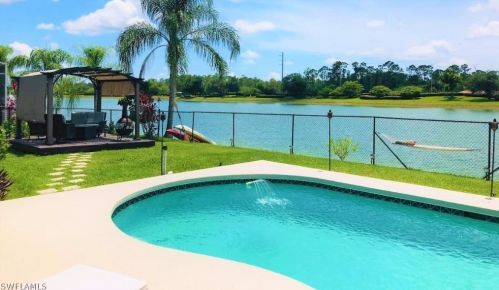 3385 Mystic River Dr, Naples, FL 34120-0427