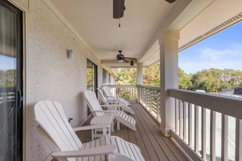 2064 Long Bend Dr, Johns Island SC  29455-6317 exterior