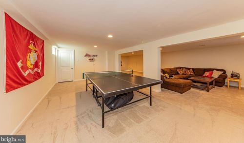 103 Dolington Rd, Yardley PA 19067-2621 exterior