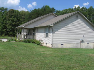 638 Peabody Trl, Grimsley, TN 38565-5096