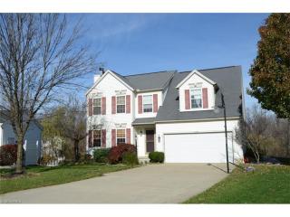 1029 Wood Park Ln, Brunswick, OH 44212-3195