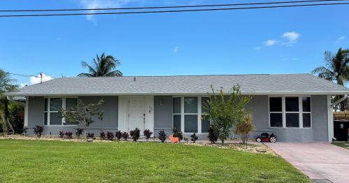 652 Degan Dr, Fort Pierce, FL 34983-2721