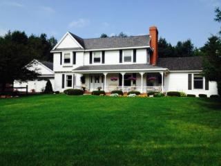 7637 Wheaton Hill Rd, Webster Crossing, NY 14560-9703