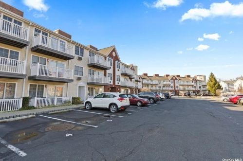 94- Magnolia Ct, Jamaica, NY 11417