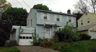 100 Gail Dr, Waterbury, CT 06704-2200