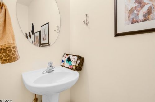 235 Woodland Ave, East Orange NJ  07017-2027 exterior