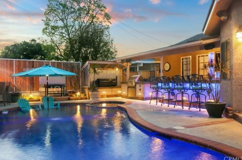 16108 Citrustree Rd, Whittier, CA 90603-2872