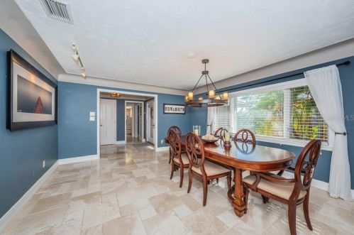 1999 Illinois Ave, Saint Petersburg FL  33703-3421 exterior