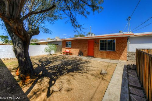 3816 Geronimo Ave, Tucson, AZ 85705-3303