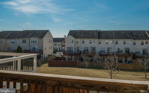 533 Legrace Ter, Leesburg VA  20176-1835 exterior