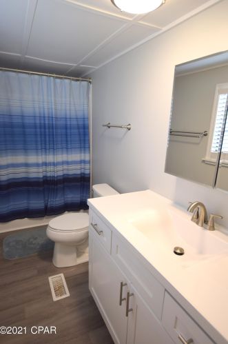 3234 Lodge Dr, Sunny Hills FL  32428-5657 exterior