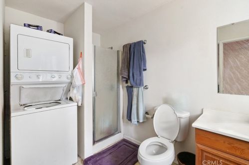 1744 Oakdale St, Chico CA  95928-7047 exterior