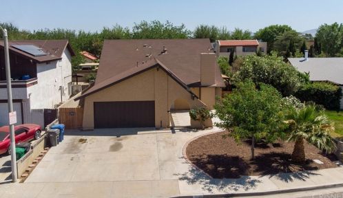 1008 Caperton St, Lancaster, CA 93535-3335