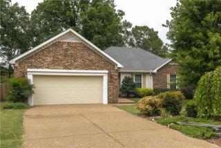 208 Legend Ct, Antioch, TN 37013-4957