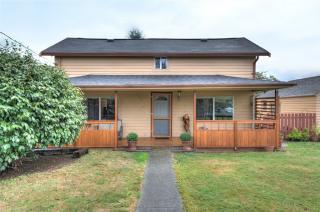 10748 19th Ave, Seattle, WA 98125-6560