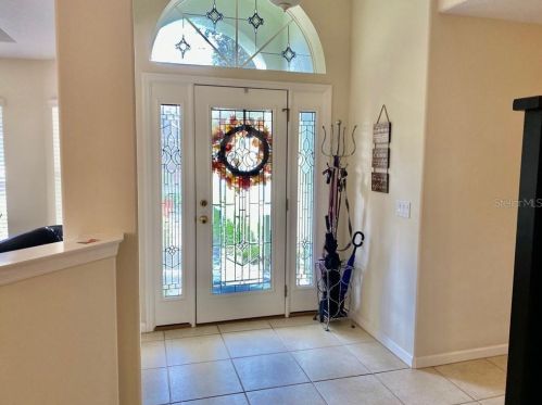 355 Niblick Cir, Winter Haven, FL 33881-9572
