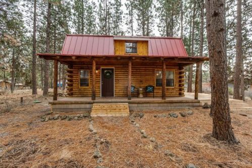 19427 Kemple Dr, Bend, OR 97702-1911