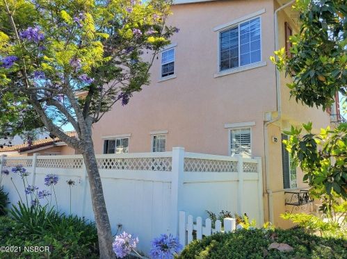 2323 Nightshade Ln, Santa Maria, CA 93455-1384