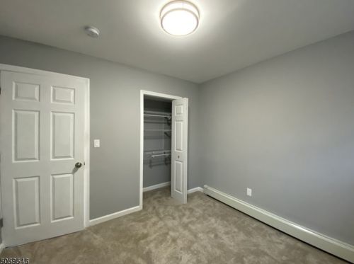 27 Skidmore Trl, Hopatcong NJ  07843-1778 exterior