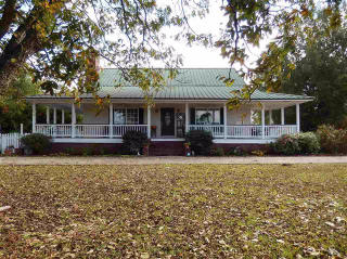 127 Hoss Smith Rd, Tallulah, LA 71282-7453