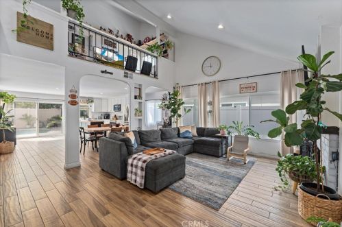 6176 Palau St, Cypress CA  90630-5666 exterior