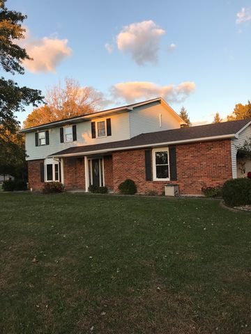 101 Dorhn Dr, Hicksville, OH 43526-1043