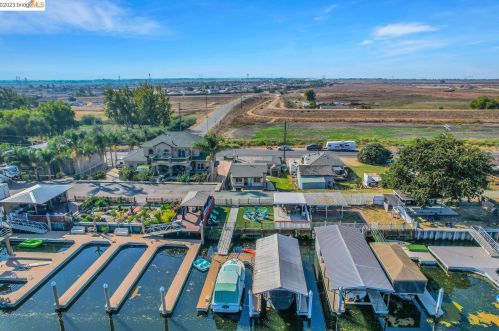 4526 Sandmound Blvd, Oakley CA  94561-5026 exterior