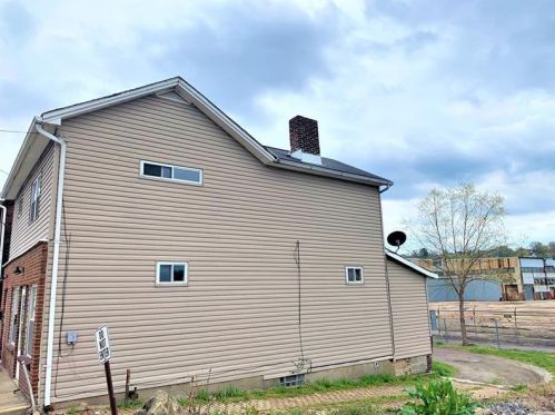 2300 Walnut St, Mckeesport PA  15132-7056 exterior