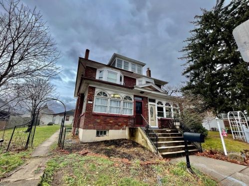 723 1st St, Palmerton, PA 18071-1504