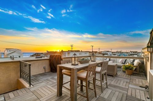 114 25th St, Newport Beach, CA 92663-3404