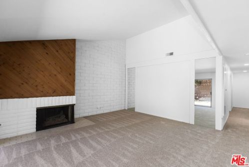 9362 Tudor Ln, Garden Grove CA  92841-3427 exterior