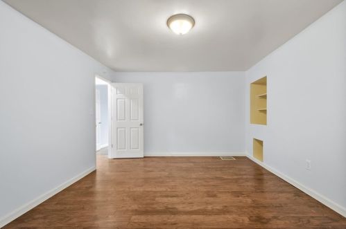 1273 Voskamp St, Pittsburgh PA 15212-4263 exterior