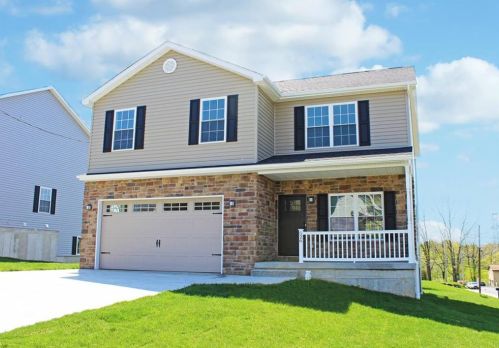 526 Tioga St, Catasauqua, PA 18032