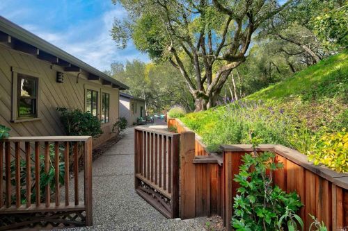 1931 Perth Ave, Santa Rosa, CA 95404-9725