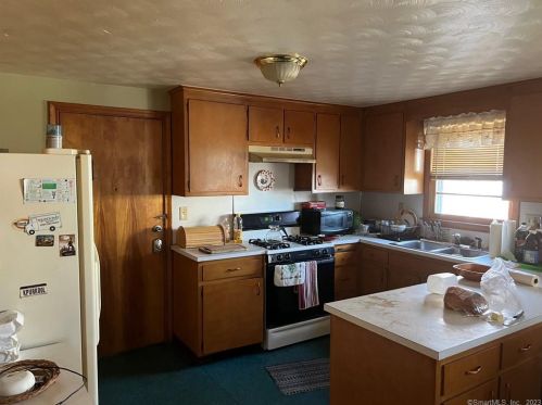 411 Broad St, New Britain, CT 06053-3961