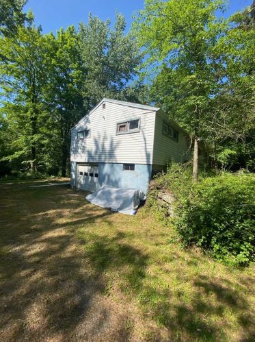 409 Old Hopewell Rd, New Hamburg, NY 12590-4311
