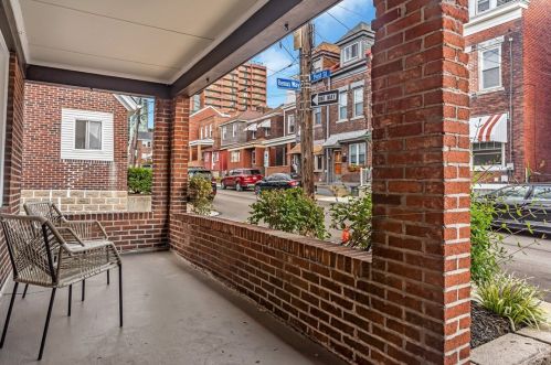4209 Post St, Pittsburgh, PA 15201-1132