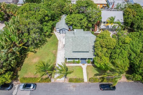515 46th St, West Palm Beach FL  33407-2933 exterior