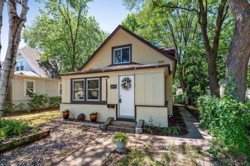 4715 Camden Ave, Minneapolis, MN 55430-3540