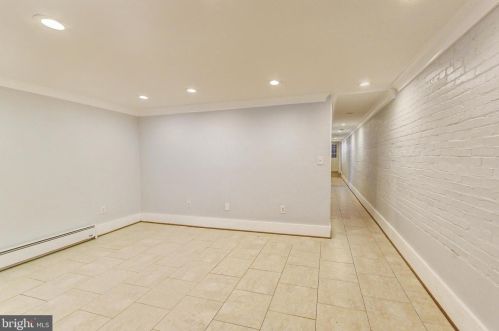 2119 1st St, Washington DC  20001-1004 exterior