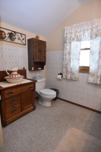 4012 Davis Ave, Whitaker PA  15120-3424 exterior