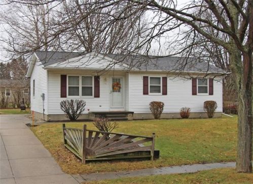 311 Pheasant Dr, Girard, PA 16417-9744