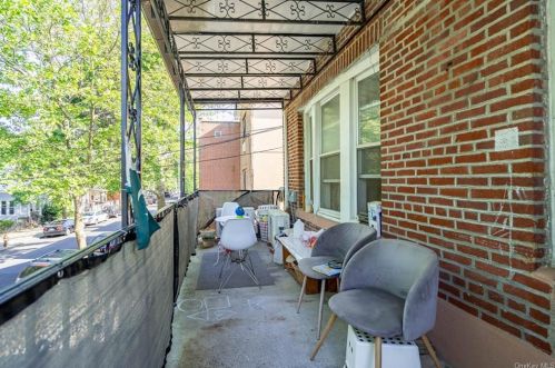 1847 Barnes Ave, Bronx NY  10462-3607 exterior