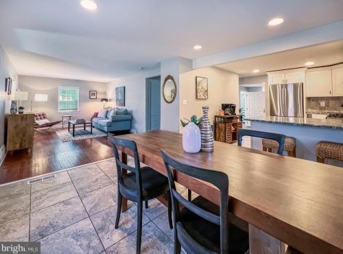 433 Jefferson Ave, Yardley PA  19067-2135 exterior