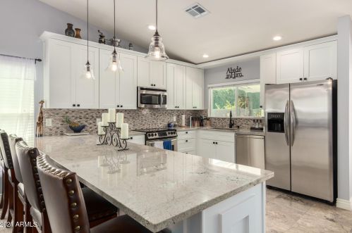 6815 Sandra Ter, Scottsdale, AZ 85254-1557
