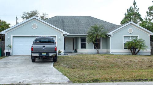 1134 Broadview St, Fort Pierce, FL 34983-2803