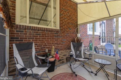 218 Westbridge Rd, Manor PA  19036-1527 exterior