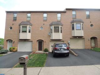 2667 Madison Ave, Bethlehem, PA 18017-3885