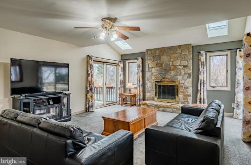112 Quail Ln, Kennett Sq PA  19348-2652 exterior
